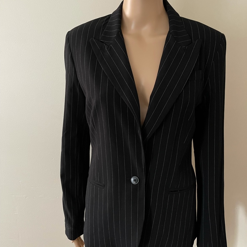 Kamalikulture Pin stripped one button blazer